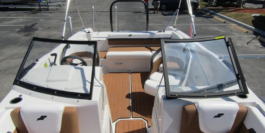 Starcraft Marine Crossover 210 OB SCX EXT