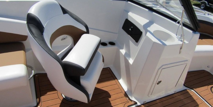 Starcraft Marine Crossover 210 OB SCX EXT