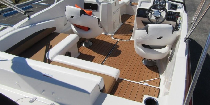 Starcraft Marine Crossover 210 OB SCX EXT