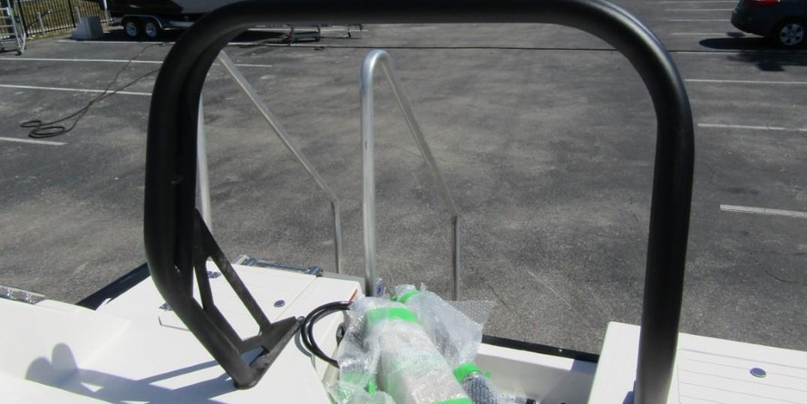 Starcraft Marine Crossover 210 OB SCX EXT