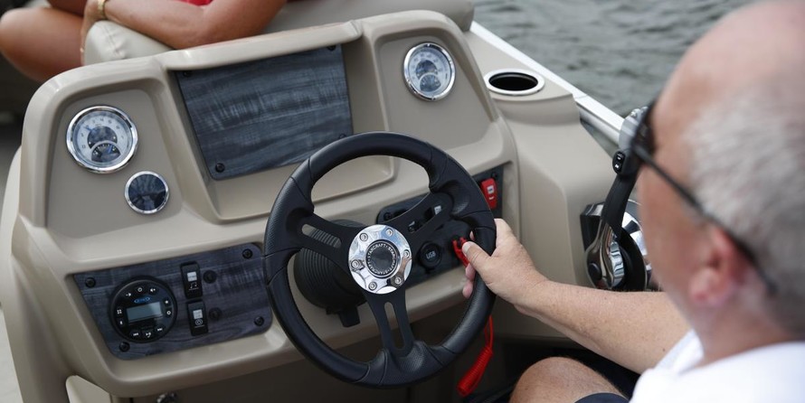 Starcraft Marine EX 22 R