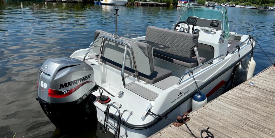 Quicksilver Activ 535 Open