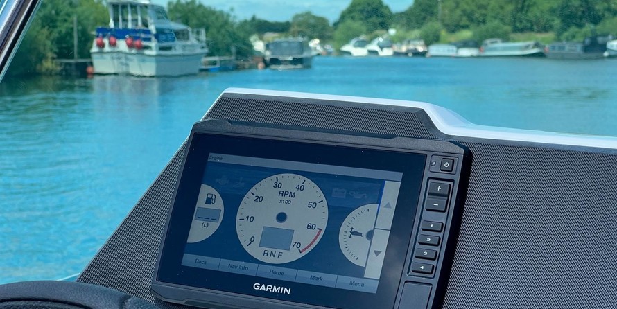 Quicksilver Activ 535 Open