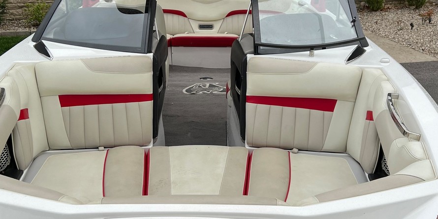 Malibu Wakesetter 24 MXZ