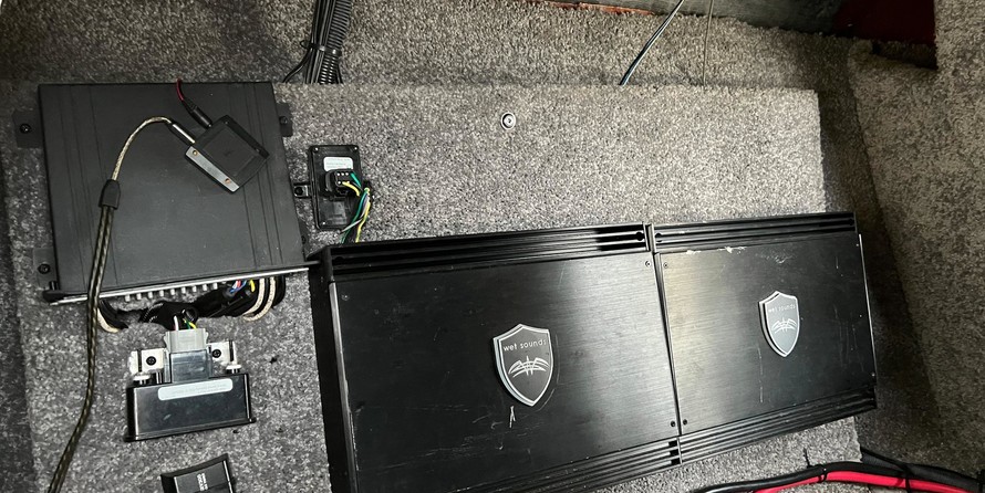 Malibu Wakesetter 24 MXZ