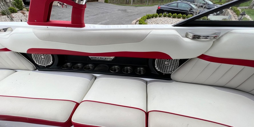 Malibu Wakesetter 24 MXZ