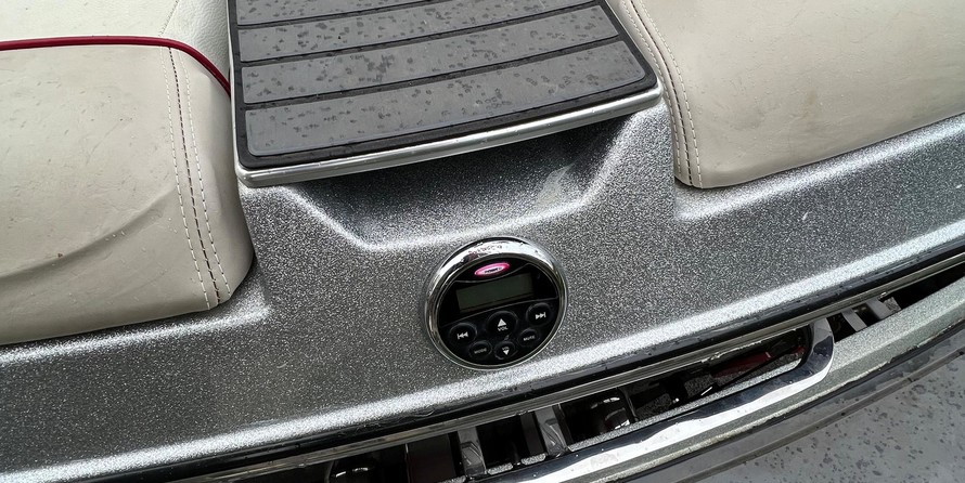 Malibu Wakesetter 24 MXZ