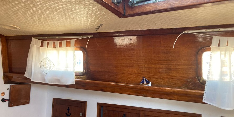 Cheoy Lee Offshore 40