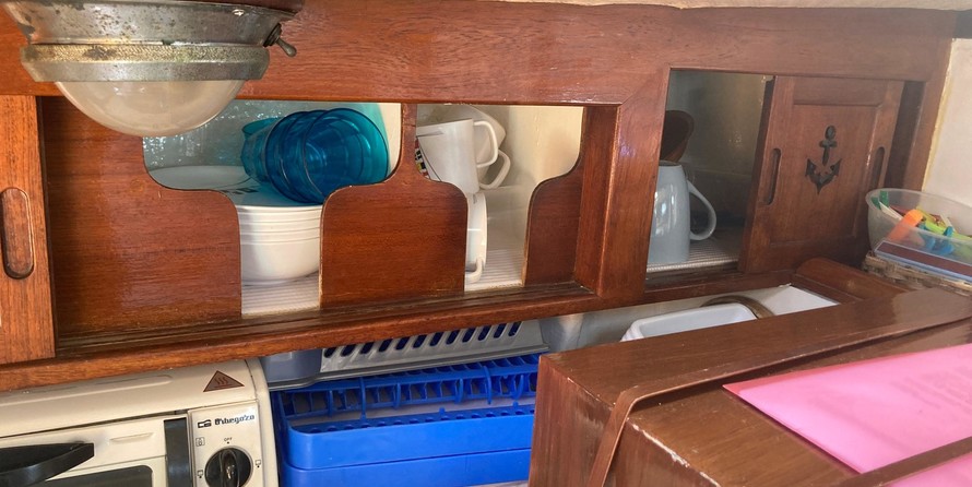 Cheoy Lee Offshore 40