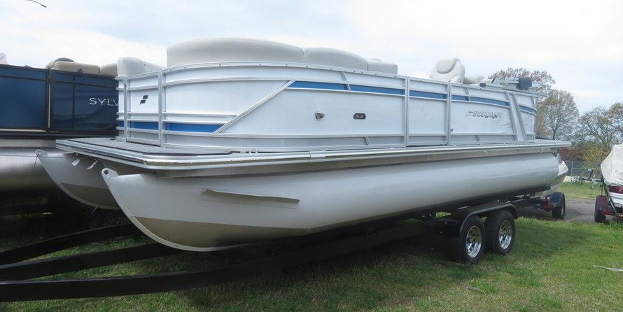 Starcraft Marine SLS 3