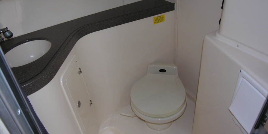 Grady-White Express 330