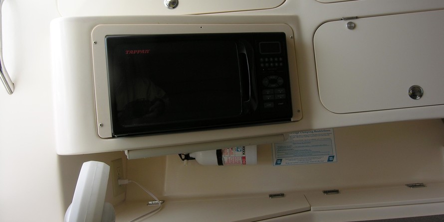 Grady-White Express 330