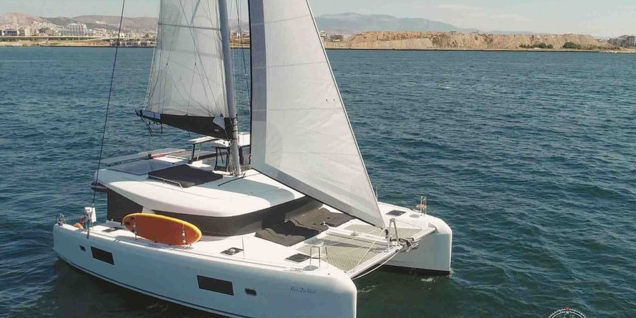 Lagoon 42
