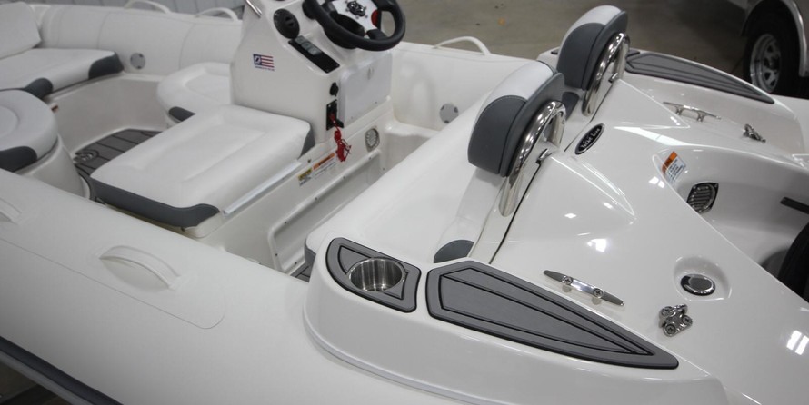 Zodiac Yachtline 440 Deluxe NEO GL Edition 60hp On Order