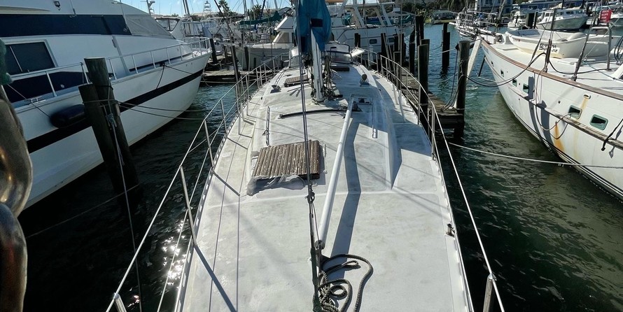 Custom Luxury Cruiser 190