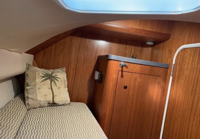 Luhrs 36 Convertible