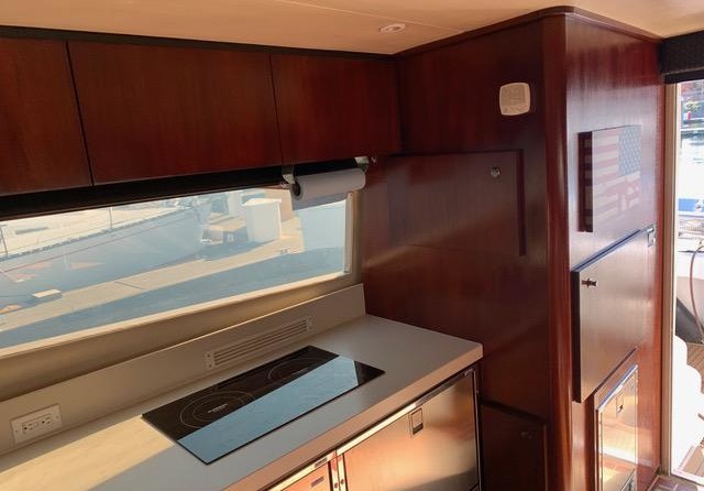 Luhrs 36 Convertible