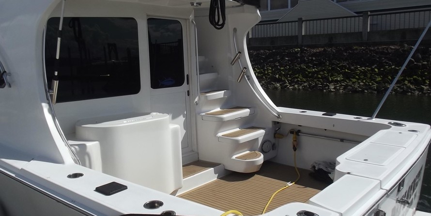 Luhrs 36 Convertible