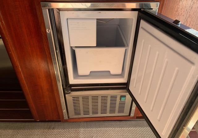 Luhrs 36 Convertible