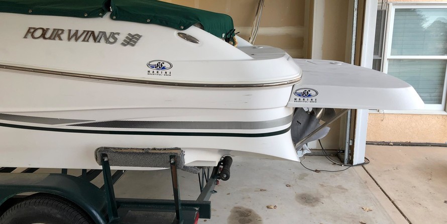 Four winns 220 horizon