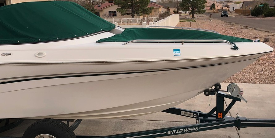 Four winns 220 horizon