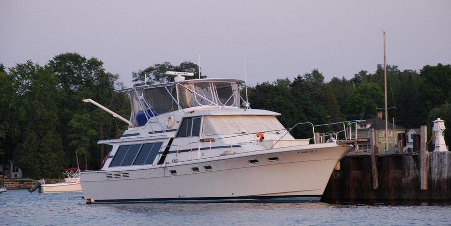 Bayliner 4588 Pilothouse