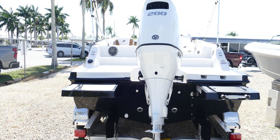 Starcraft Marine MDX OB 211 E