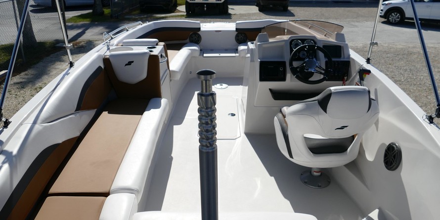 Starcraft Marine MDX OB 211 E