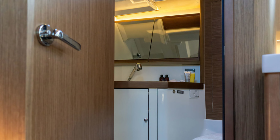 Beneteau Oceanis 46.1