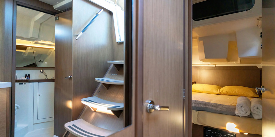 Beneteau Oceanis 46.1