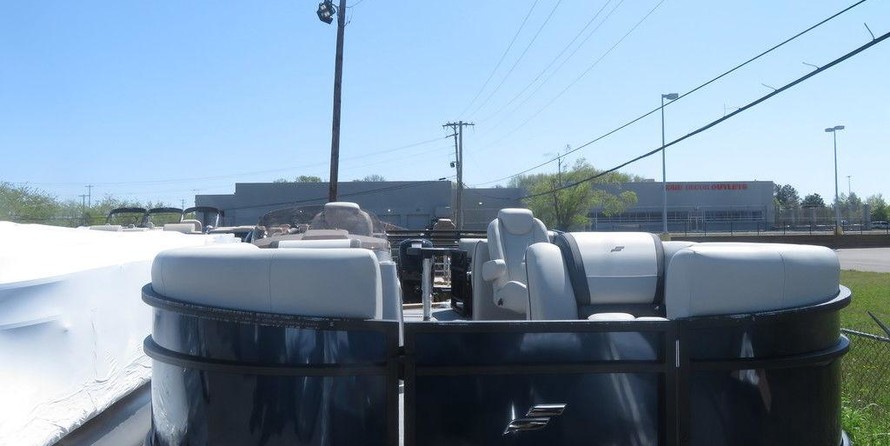 Starcraft Marine SLS 3