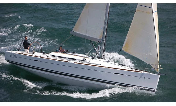 Beneteau First 40.7