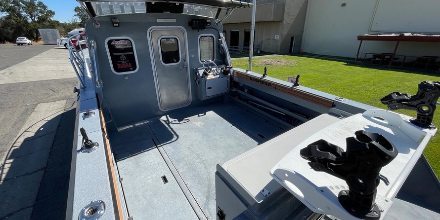 KingFisher 3025 Offshore