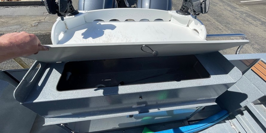 KingFisher 3025 Offshore