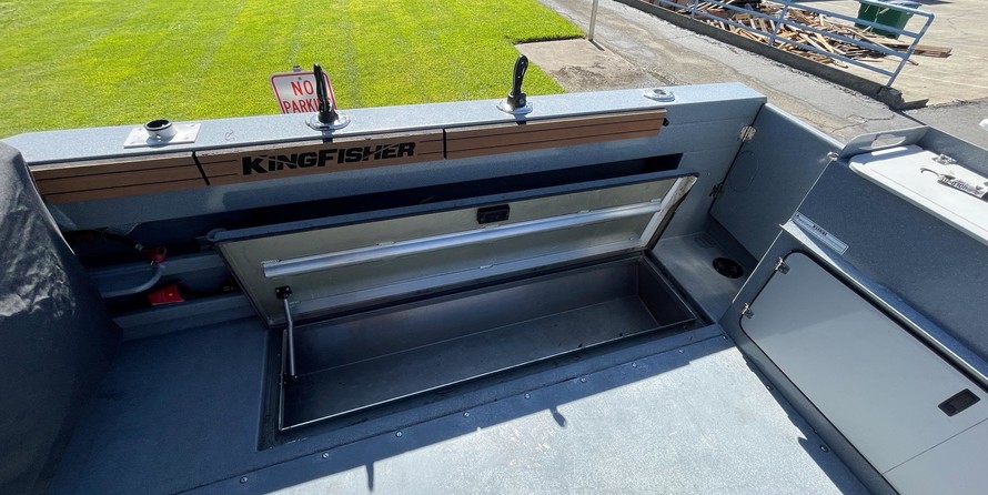 KingFisher 3025 Offshore