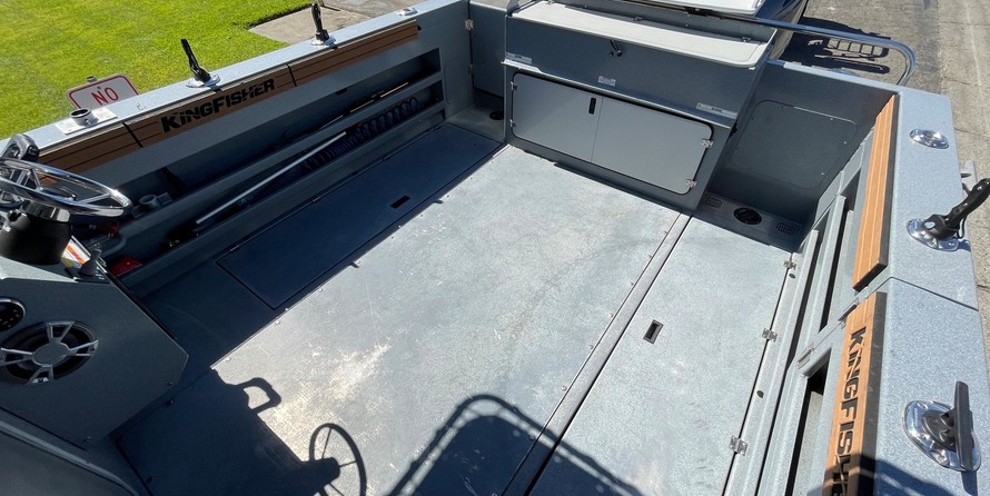 KingFisher 3025 Offshore