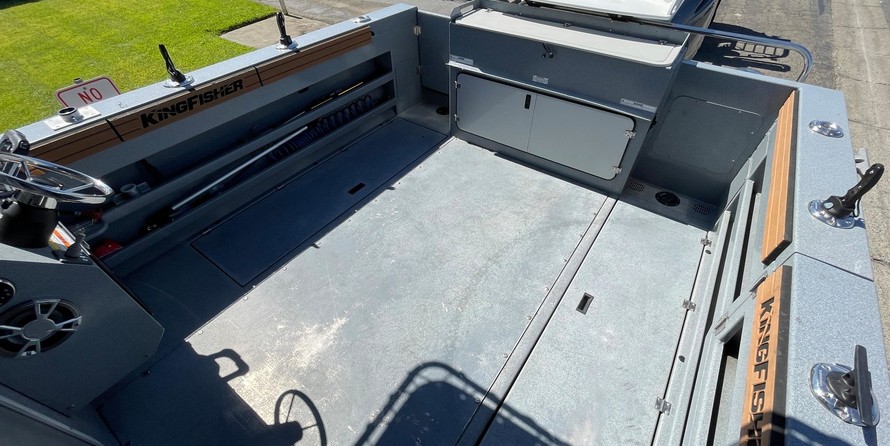 KingFisher 3025 Offshore