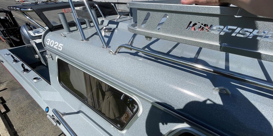 KingFisher 3025 Offshore