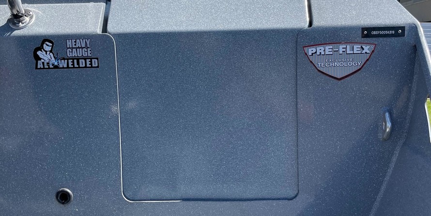 KingFisher 3025 Offshore