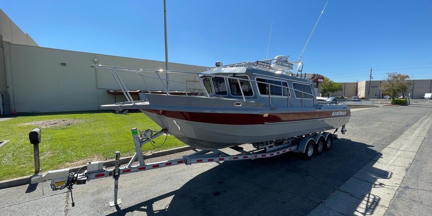 KingFisher 3025 Offshore