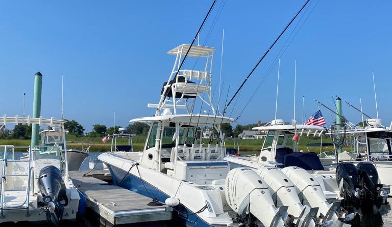 Boston Whaler 350 Outrage