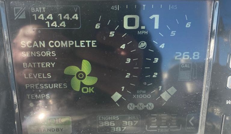 Boston Whaler 350 Outrage