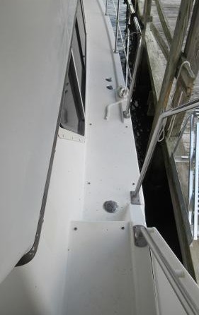 Carver 41 Cockpit Motor Yacht