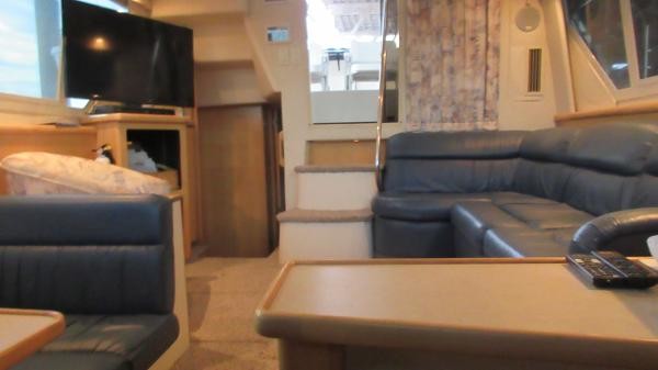 Carver 41 Cockpit Motor Yacht