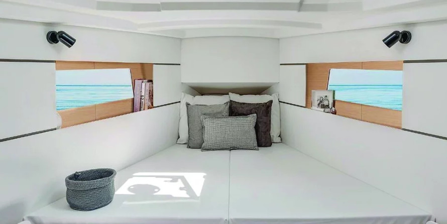 Beneteau Oceanis 35.1