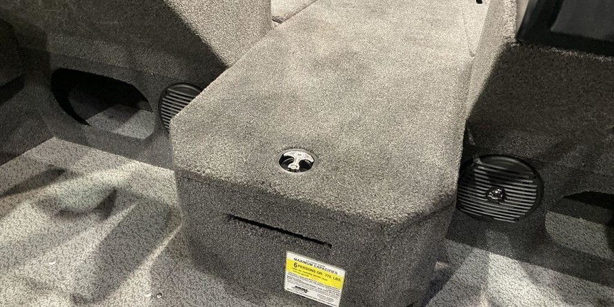 Lund 1775 Adventure Sport