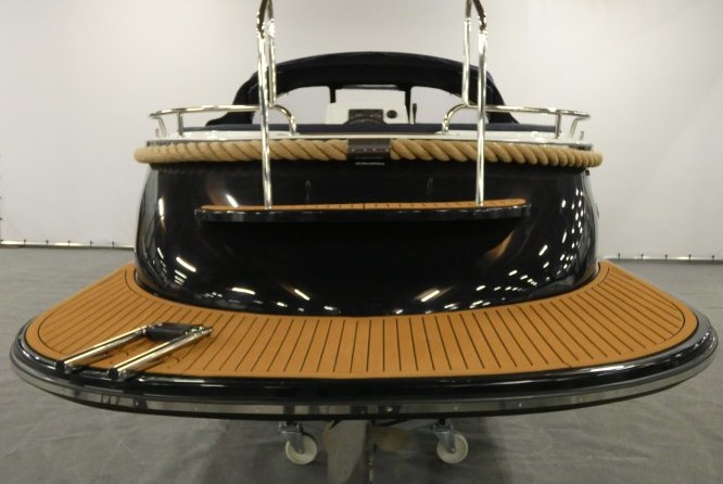 Avon Tender Grand 670