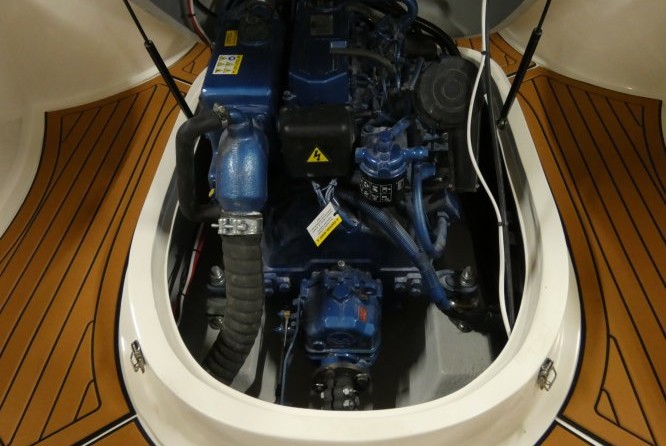 Avon Tender Grand 670