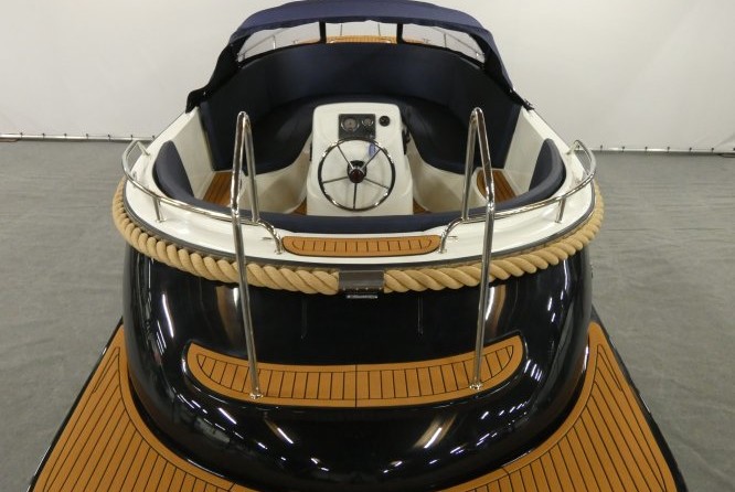 Avon Tender Grand 670