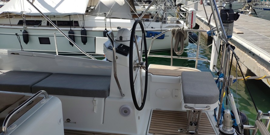 Jeanneau 51